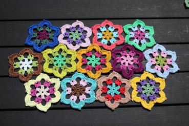 Häkelanleitung Tischläufer Mandala