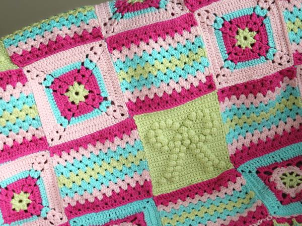 Häkelanleitung Babydecke aus Grannys "Große Liebe"